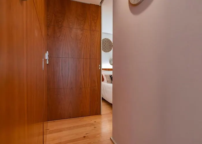 Condessa I By Innkeeper * Lisbon